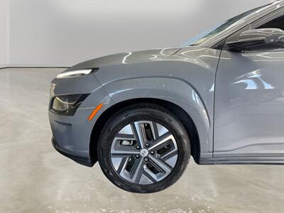2022 Hyundai KONA Electric SEL   - Photo 14 - Lennox, CA 90304