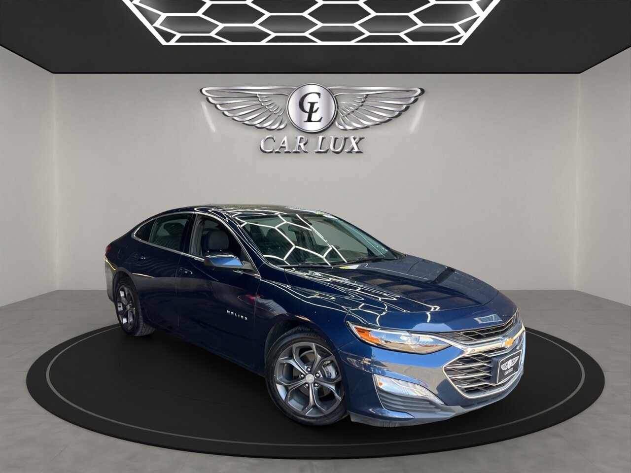 2021 Chevrolet Malibu LT - Photo 1 - Lennox, CA 90304
