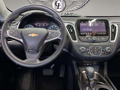 2021 Chevrolet Malibu LT   - Photo 11 - Lennox, CA 90304