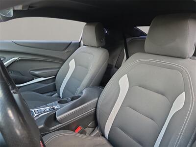 2020 Chevrolet Camaro SS 1SS - Photo 18 - Lennox, CA 90304