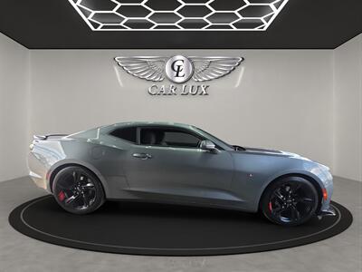 2020 Chevrolet Camaro SS 1SS   - Photo 8 - Lennox, CA 90304