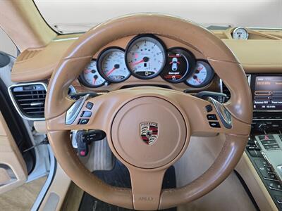 2010 Porsche Panamera Turbo   - Photo 12 - Lennox, CA 90304