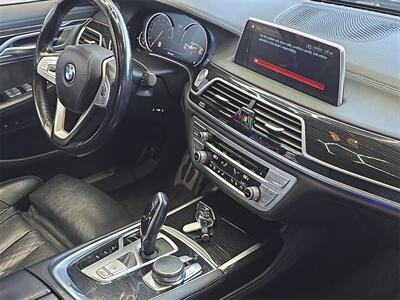 2019 BMW 750i  M SPORT - Photo 17 - Lennox, CA 90304