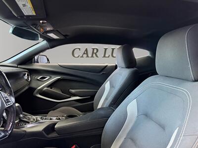 2021 Chevrolet Camaro 1LT   - Photo 9 - Lennox, CA 90304