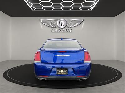 2018 Chrysler 300 Series Touring   - Photo 6 - Lennox, CA 90304