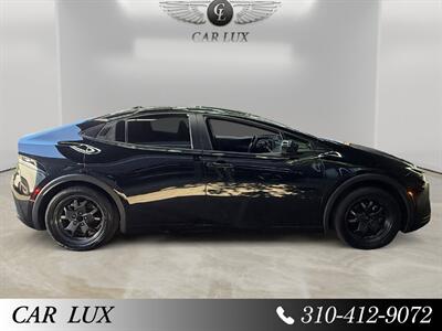 2025 Toyota Prius LE - Photo 6 - Lennox, CA 90304