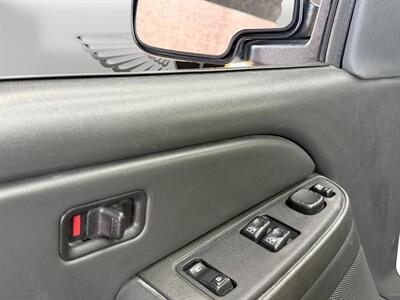 2005 Chevrolet Silverado 2500 LS   - Photo 17 - Lennox, CA 90304