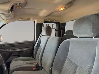 2005 Chevrolet Silverado 2500 LS   - Photo 9 - Lennox, CA 90304