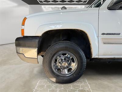 2005 Chevrolet Silverado 2500 LS   - Photo 14 - Lennox, CA 90304