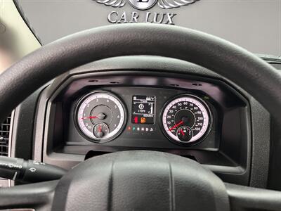 2022 RAM 1500 Classic Express   - Photo 11 - Lennox, CA 90304