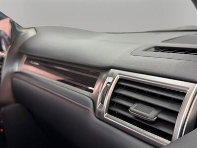 2023 Lexus GX 460 - Photo 18 - Lennox, CA 90304