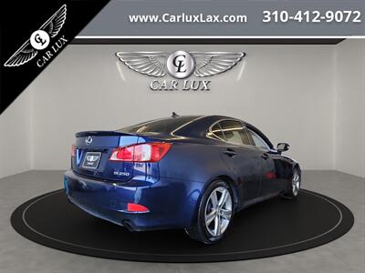 2011 Lexus IS   - Photo 7 - Lennox, CA 90304