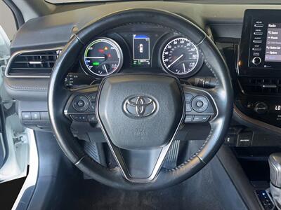 2021 Toyota Camry Hybrid SE   - Photo 11 - Lennox, CA 90304