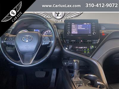 2021 Toyota Camry Hybrid SE   - Photo 13 - Lennox, CA 90304