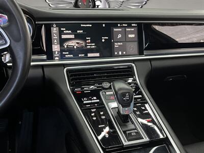 2017 Porsche Panamera   - Photo 14 - Lennox, CA 90304