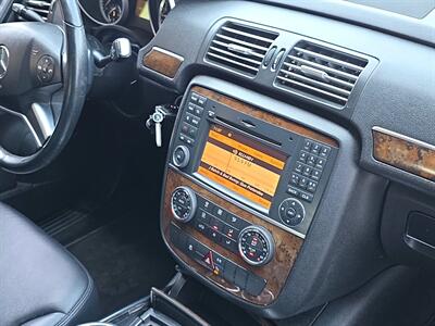 2012 Mercedes-Benz R 350 Base BlueTEC® 4MATIC®   - Photo 21 - Lennox, CA 90304