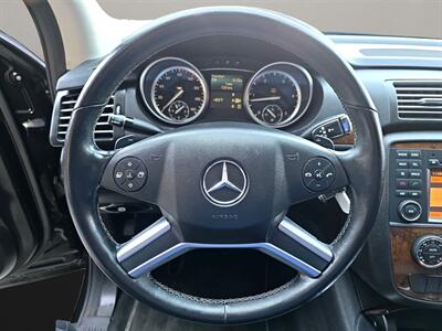 2012 Mercedes-Benz R 350 Base BlueTEC® 4MATIC®   - Photo 10 - Lennox, CA 90304