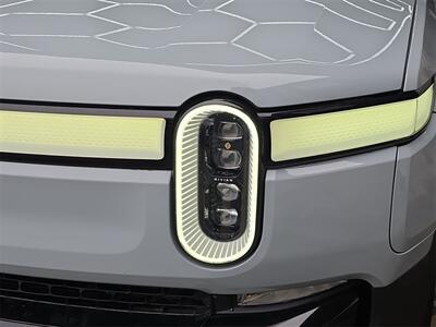 2022 Rivian R1T Adventure   - Photo 21 - Lennox, CA 90304
