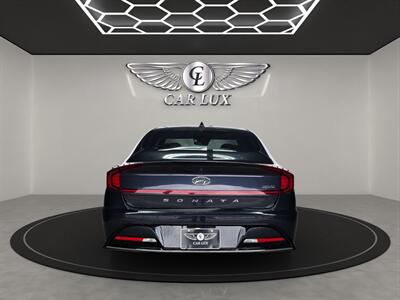 2021 Hyundai SONATA Hybrid SEL   - Photo 6 - Lennox, CA 90304