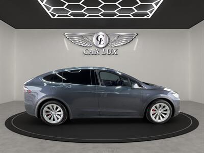 2016 Tesla Model X P90D   - Photo 8 - Lennox, CA 90304