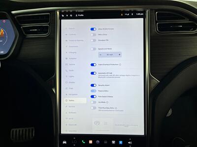 2016 Tesla Model X P90D   - Photo 32 - Lennox, CA 90304