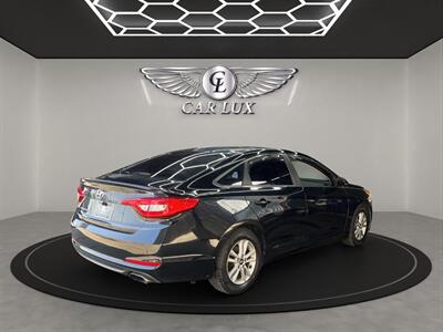 2017 Hyundai SONATA   - Photo 7 - Lennox, CA 90304