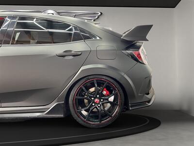 2019 Honda Civic Type R Touring   - Photo 10 - Lennox, CA 90304