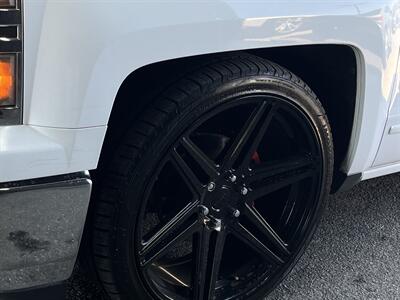 2015 Chevrolet Silverado 1500 LT LT1   - Photo 20 - Lennox, CA 90304