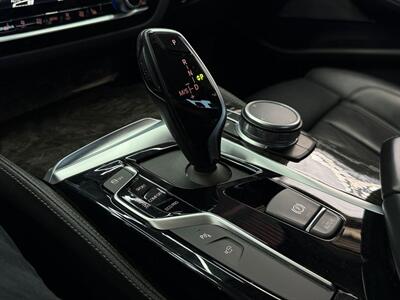 2019 BMW M550i xDrive  M SPORT - Photo 19 - Lennox, CA 90304
