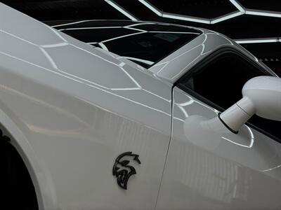 2019 Dodge Challenger SRT Hellcat   - Photo 33 - Lennox, CA 90304