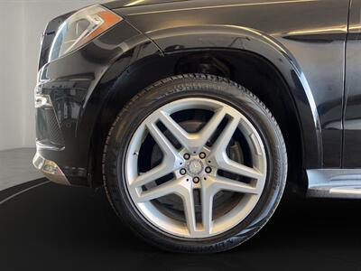 2014 Mercedes-Benz GL 550 4MATIC   - Photo 9 - Lennox, CA 90304