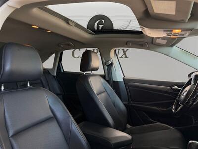 2019 Volkswagen Jetta SEL - Photo 15 - Lennox, CA 90304