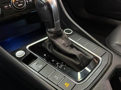 2019 Volkswagen Jetta SEL - Photo 20 - Lennox, CA 90304