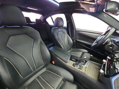 2019 BMW 540i M SPORT - Photo 14 - Lennox, CA 90304