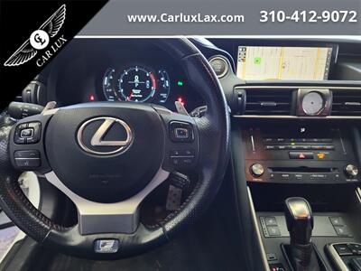 2018 Lexus IS   - Photo 13 - Lennox, CA 90304