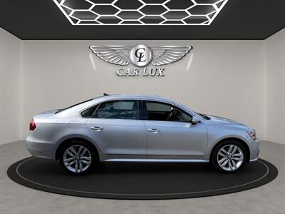 2017 Volkswagen Passat 1.8T SE w/Technology   - Photo 8 - Lennox, CA 90304