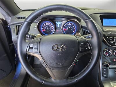 2015 Hyundai Genesis Coupe 3.8 - Photo 12 - Lennox, CA 90304