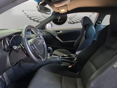 2015 Hyundai Genesis Coupe 3.8 - Photo 9 - Lennox, CA 90304