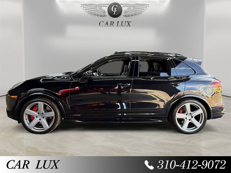 2018 Porsche Cayenne GTS  