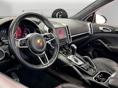 2018 Porsche Cayenne GTS   - Photo 26 - Lennox, CA 90304