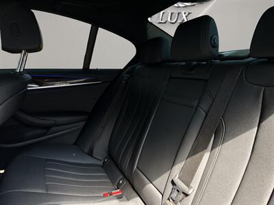 2021 BMW 530i   - Photo 11 - Lennox, CA 90304