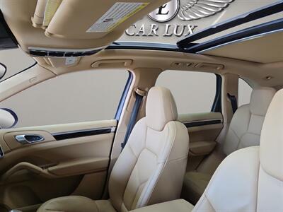 2014 Porsche Cayenne S   - Photo 17 - Lennox, CA 90304