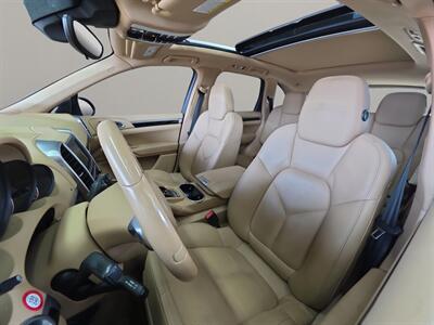 2014 Porsche Cayenne S   - Photo 16 - Lennox, CA 90304