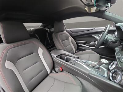 2020 Chevrolet Camaro 1LS - Photo 18 - Lennox, CA 90304
