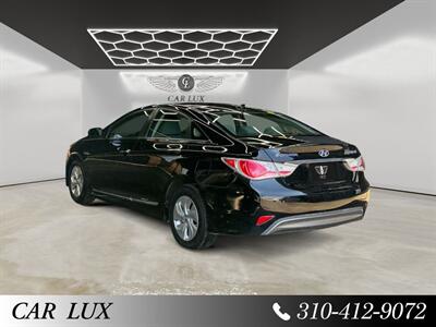 2015 Hyundai SONATA Hybrid - Photo 3 - Lennox, CA 90304