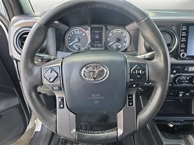 2020 Toyota Tacoma TRD Sport V6   - Photo 12 - Lennox, CA 90304