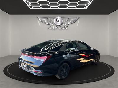 2023 Hyundai ELANTRA SEL   - Photo 7 - Lennox, CA 90304