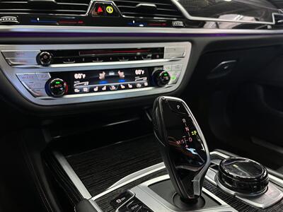 2019 BMW 750i  M SPORT - Photo 22 - Lennox, CA 90304