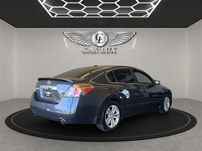 2012 Nissan Altima 3.5 SR   - Photo 7 - Lennox, CA 90304