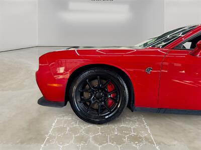 2016 Dodge Challenger SRT Hellcat   - Photo 14 - Lennox, CA 90304